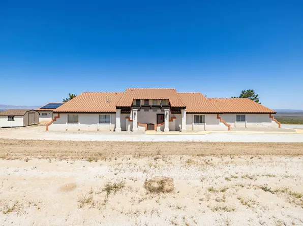 9532 Crest Rd, California City, CA 93505