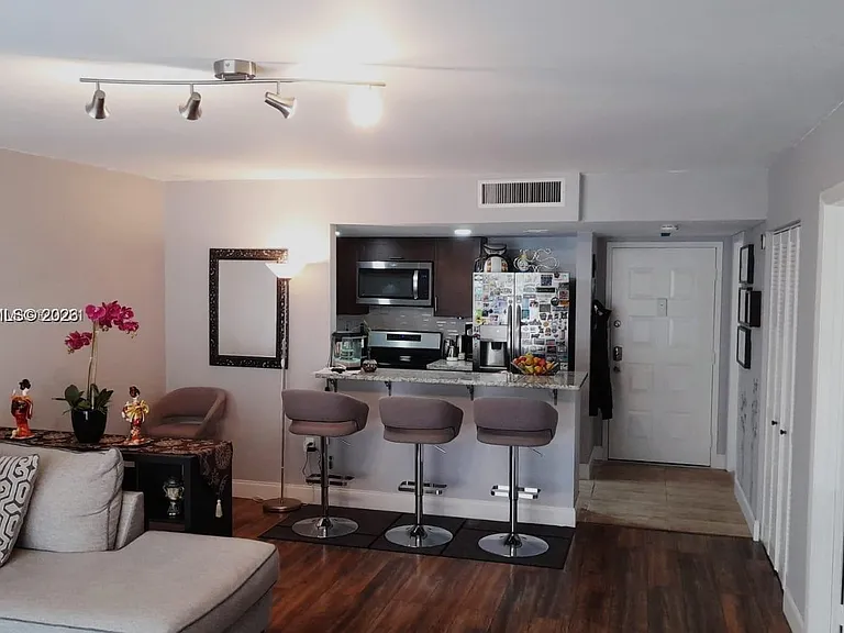 5530 NW 44th St #408C — Photo 3
