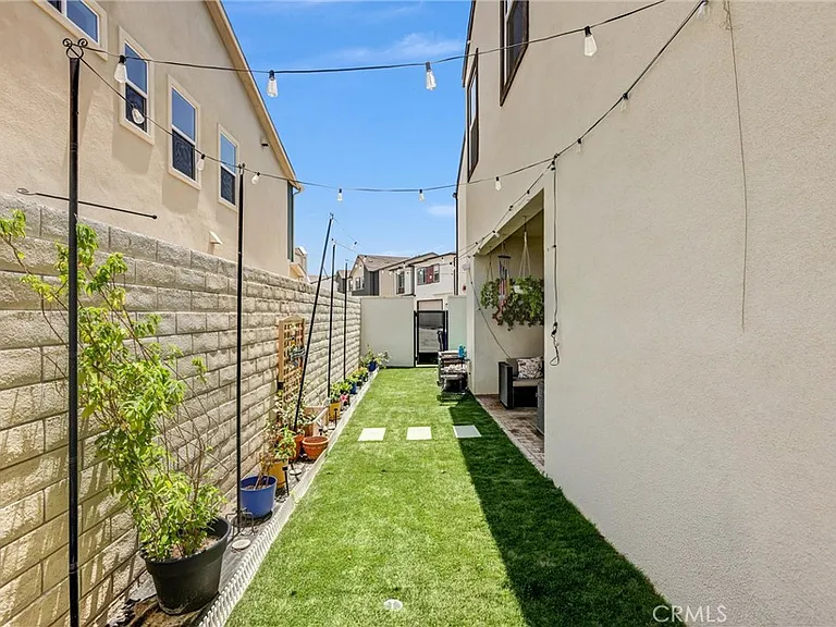 27676 Symphony Pl — Photo 27