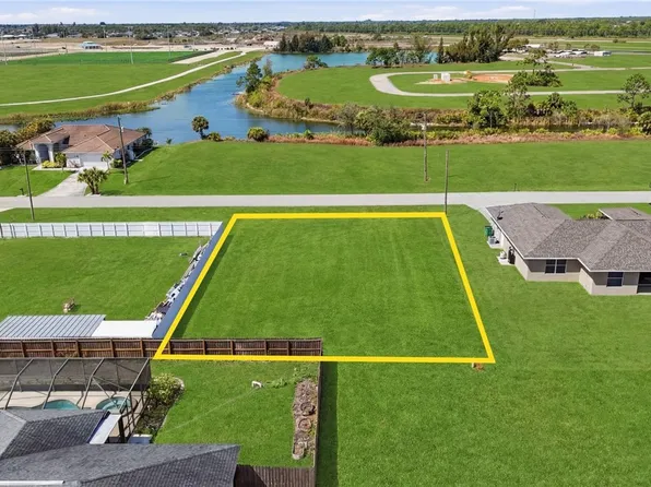 2715 NW 9th Ave, Cape Coral, FL 33993