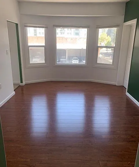 2429 Valdez St — Photo 8