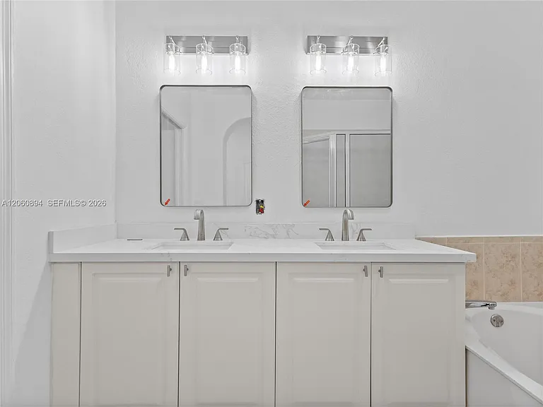 5502 NW 112th Ct #5502 — Photo 22
