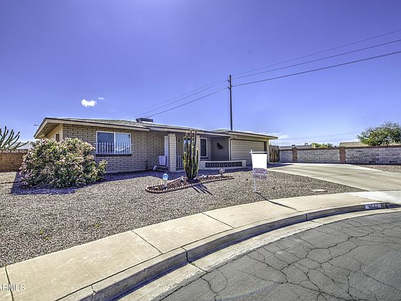 2nd image of 4023 E CLOVIS Circle