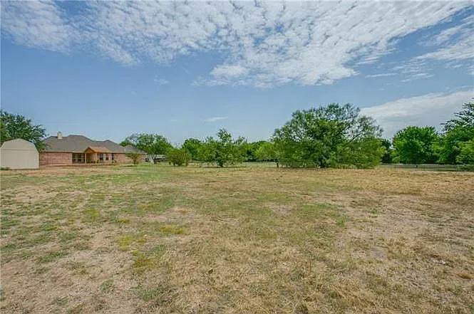 320 Twin Creek Dr — Photo 25