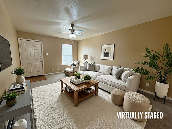 3rd image of 1101 Circle M Dr APT C
