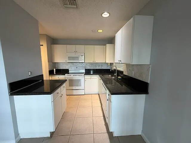2440 NW 99th Way — Photo 8