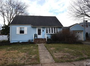 19 Sine Rd, Edison, NJ 08817