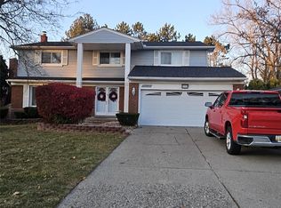 17140 New Jersey St, Southfield, MI 48075