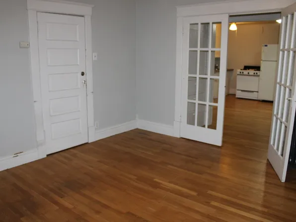 Leavenworth 816, 816 Leavenworth St APT 3, Manhattan, KS 66502