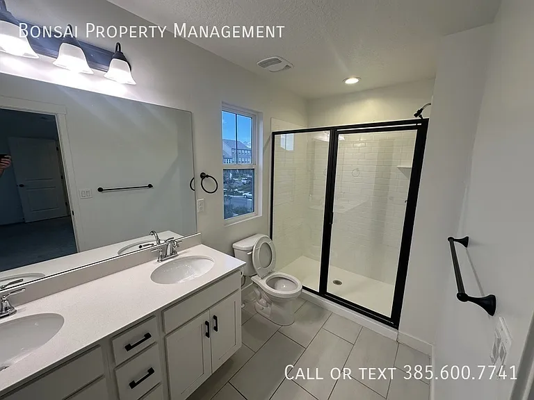11723 S Leander Dr — Photo 9
