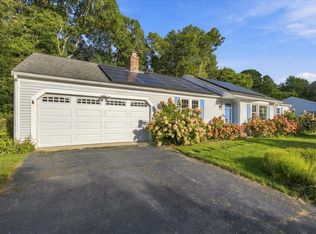 402 Prince Hinckley Rd, Centerville, MA 02632