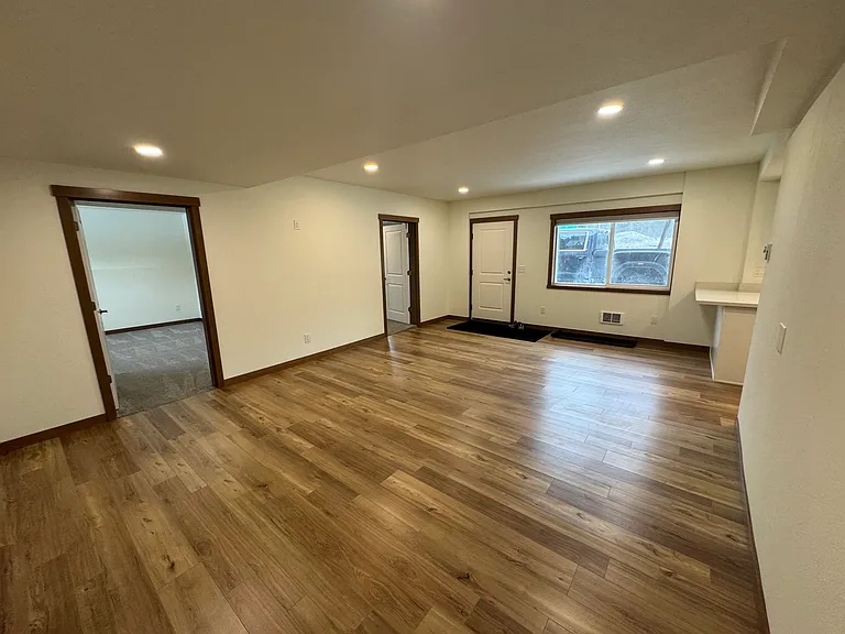 30 Milwaukee Ln — Photo 4