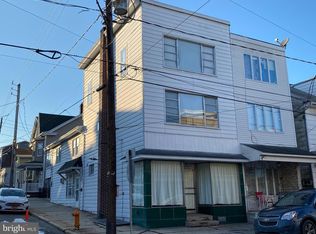 40 S Jardin St, Shenandoah, PA 17976