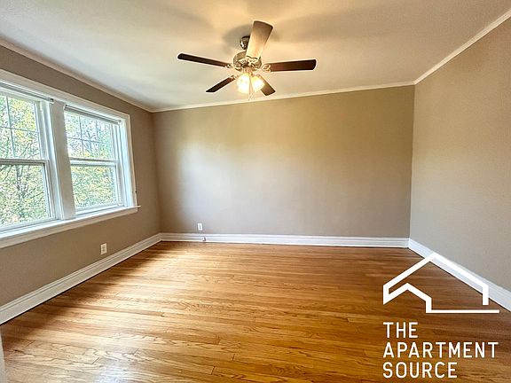 2nd image of 5925 N Paulina St APT 3E
