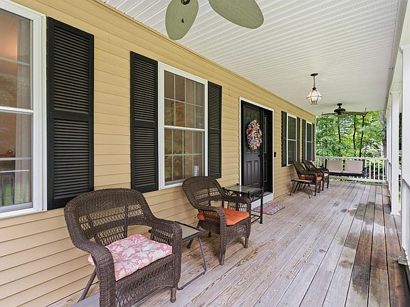 5th image of 8 Tyler Drive