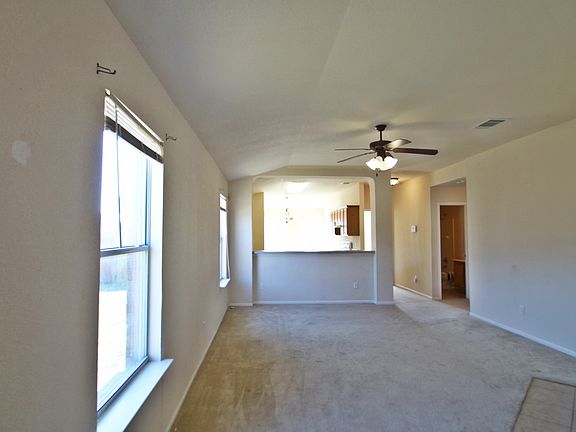 3rd image of 502 Taurus Dr