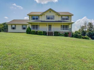 1406 Martins Glen Ln, Gray, TN 37615
