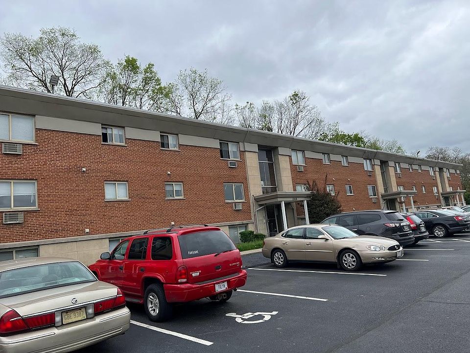1st image of 2900 N Verity Pkwy #2