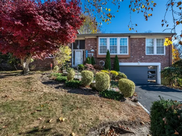 251 Broadfield Road, New Rochelle, NY 10804