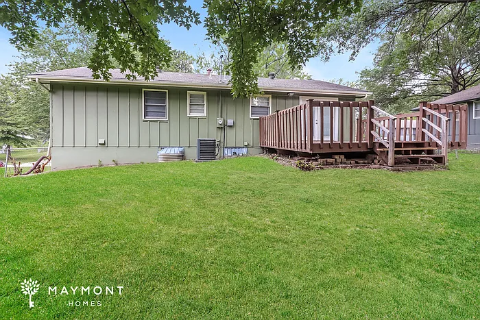 515 S Adams St — Photo 10