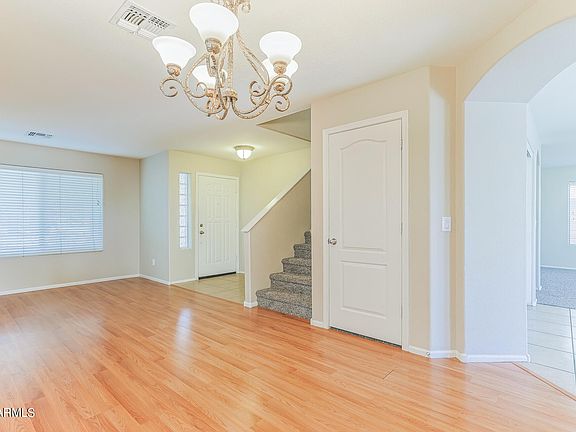 3rd image of 2421 W CORDIA Lane
