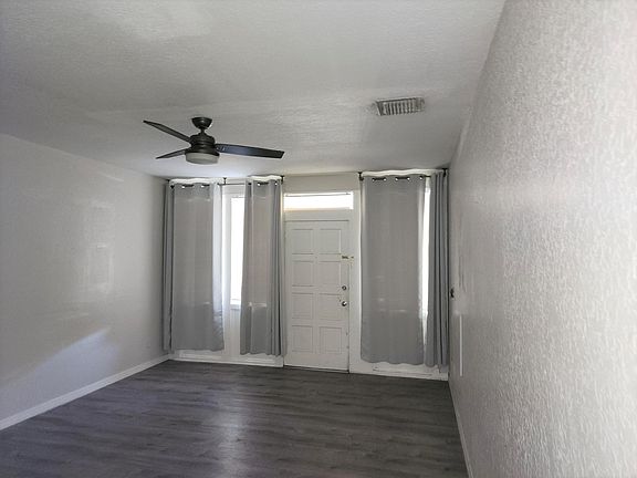 2nd image of 360 13th Ave NE #1260
