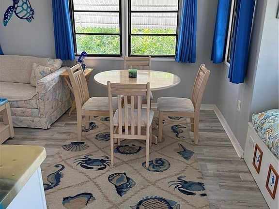 2nd image of 19681 Summerlin Rd #395