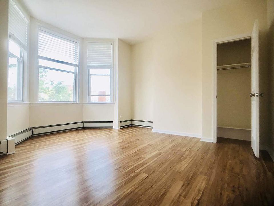 1st image of 3254 34th St #2