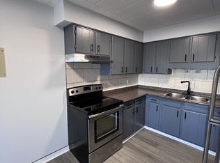 180 Tecumseh Rd E, Windsor, VT 05089