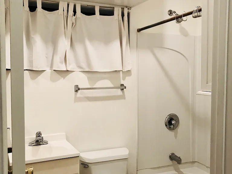 640 Tabor Ln #1 — Photo 9