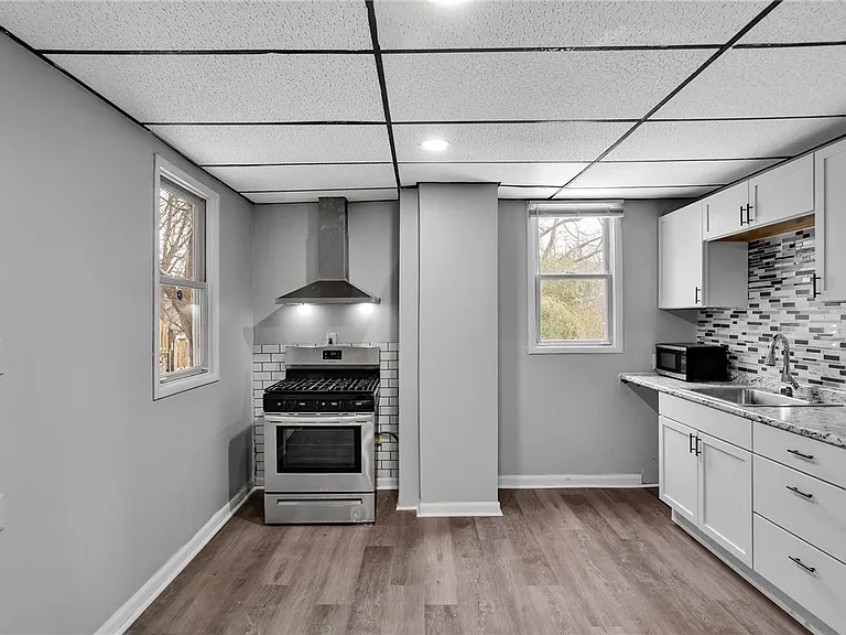 3246 Richardson Ave — Photo 14
