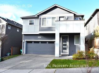 1725 182nd Pl SW, Lynnwood, WA 98037