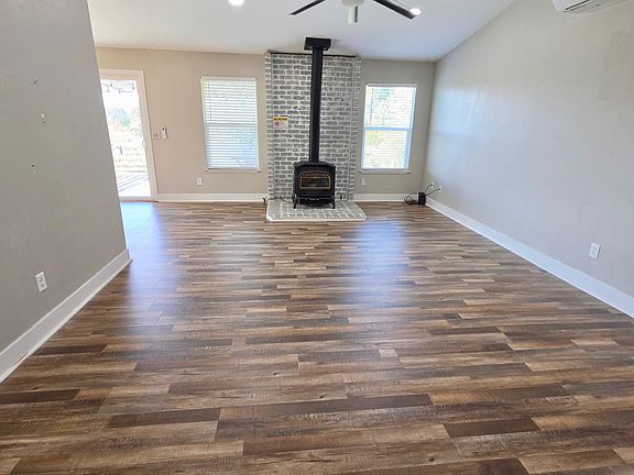 2nd image of 237 Wyldewood Dr
