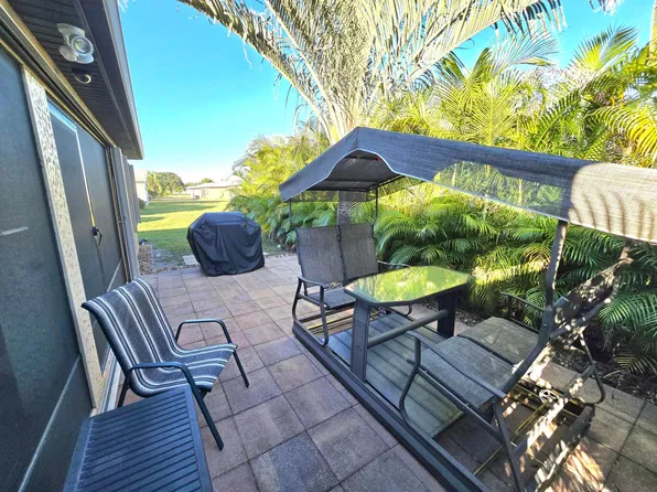 20 Silver Oak Drive, Port St Lucie, FL 34952