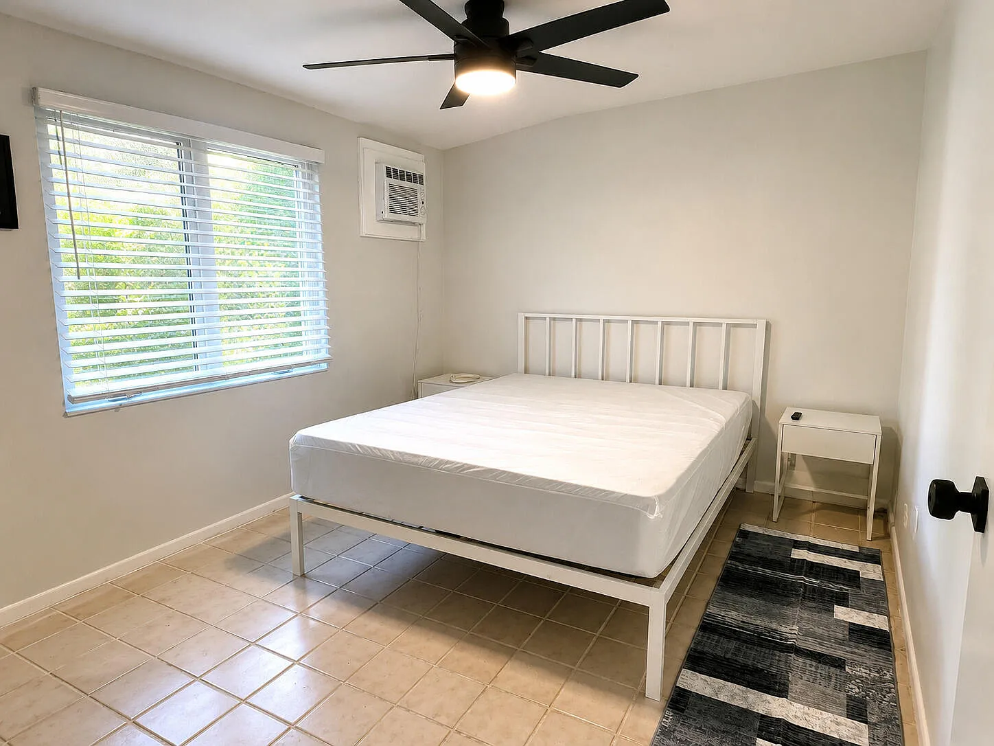 1 bed, 1.0 bath, 560 sqft, $2,000 — Photo 3