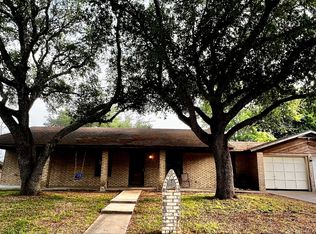 707 Loma Vista, Kenedy, TX 78119