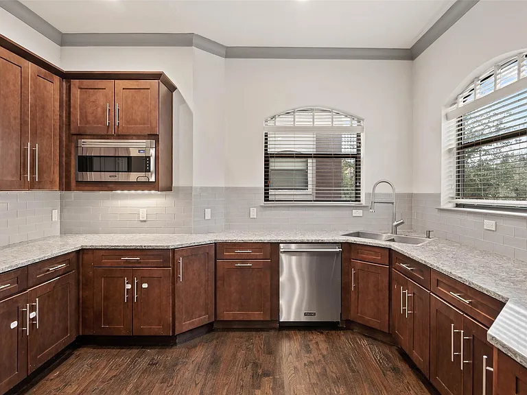 3142 Ross Ave #7 — Photo 5