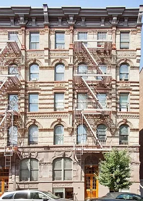 Rented by UbiQ NY | media 14