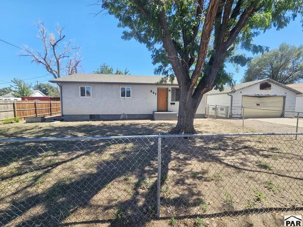 207 9th St, Fowler, CO 81039