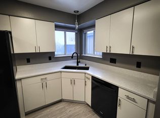 6556 Desiree Loop, Anchorage, AK 99519