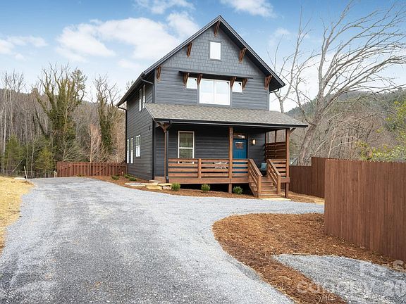 2nd image of 207 Ferrell Ln