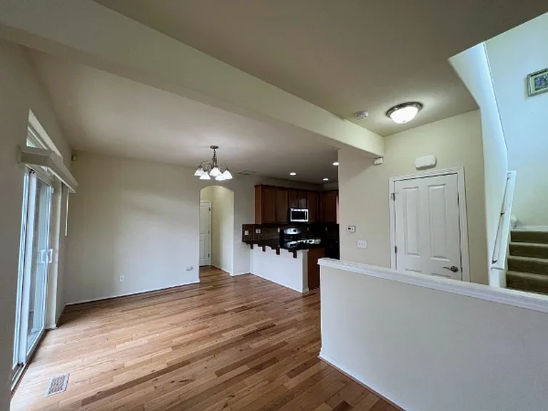 9212 Campus Glen Dr NE — Photo 7