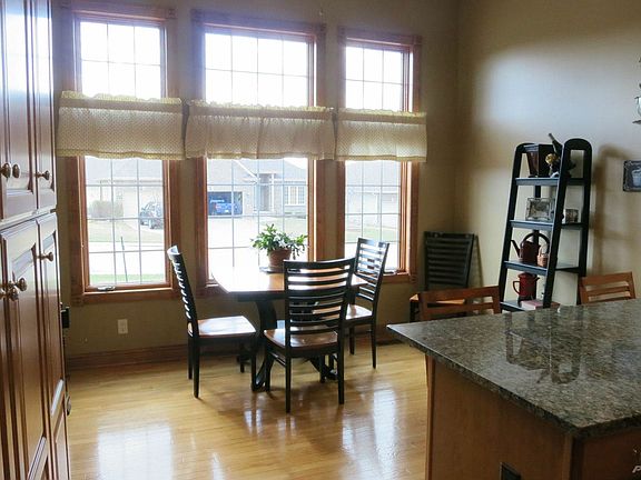 4 dining area