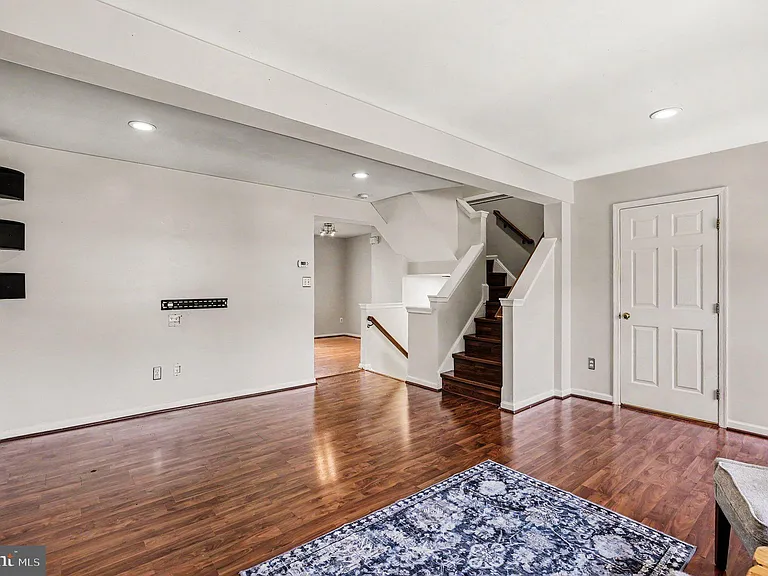 4524 Papillion Ct — Photo 5