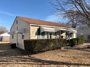 968 40th St, Moline, IL 61265