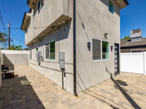 12748 Blythe St, North Hollywood, CA 91605