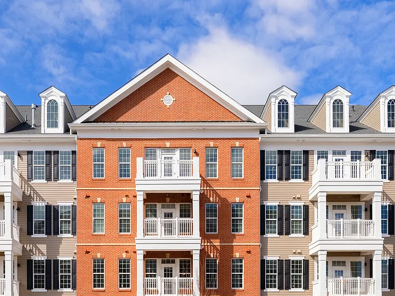 Designer Collection at Creekstone Village