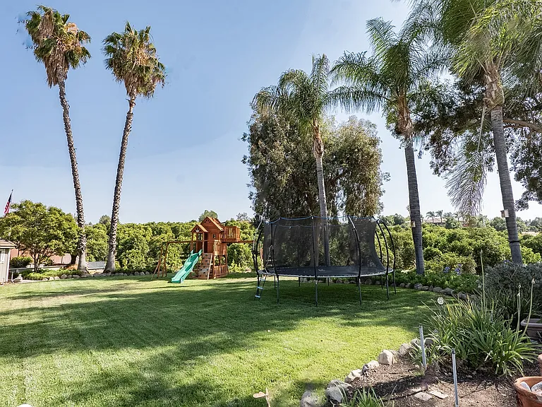 420 Wilbar Cir — Photo 39