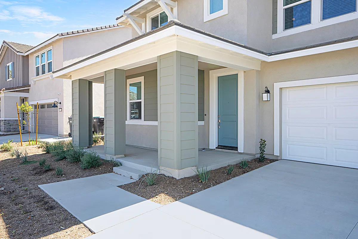 4 bed, 2612 sqft, $3,450 — Photo 4