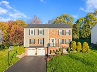 3015 Shawnee Ct, Gibsonia, PA 15044